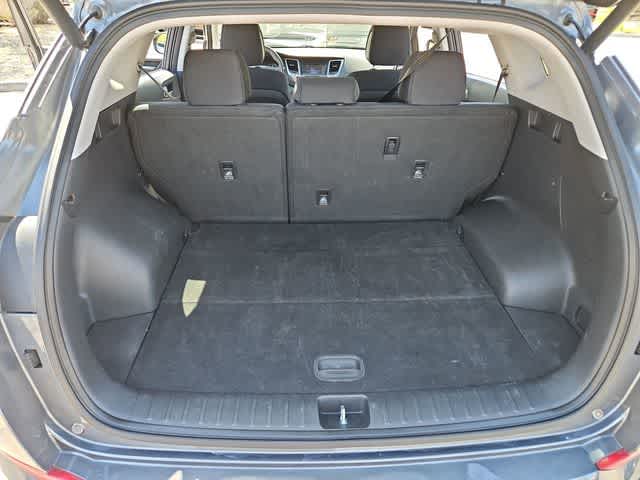 Thumbnail: 2016 Hyundai Tucson - 33