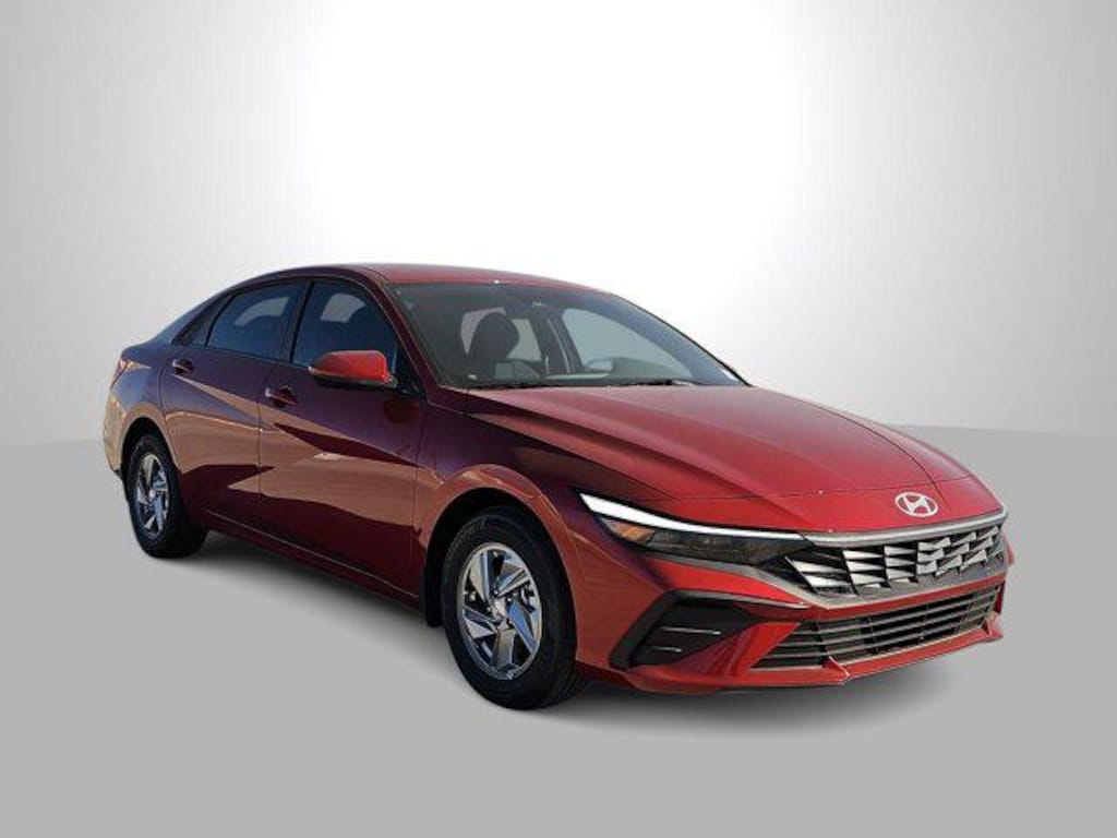 New 2026 Hyundai Elantra SE Sedan