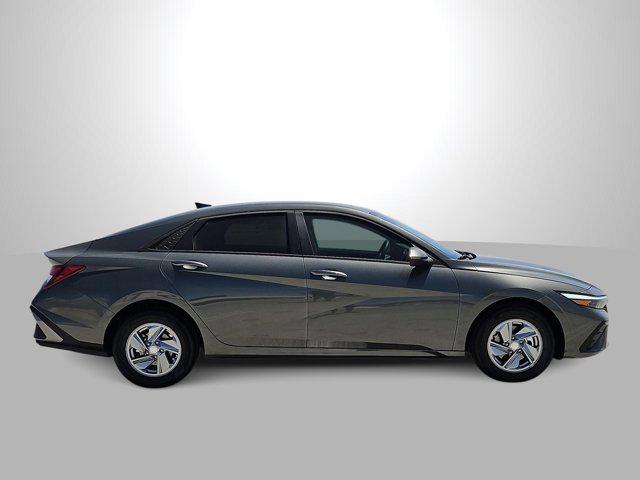 Thumbnail: 2026 Hyundai Elantra - 9