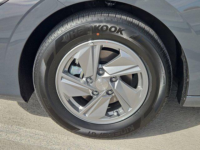 Thumbnail: 2026 Hyundai Elantra - 13