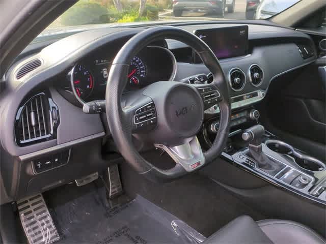 Thumbnail: 2022 Kia Stinger - 10