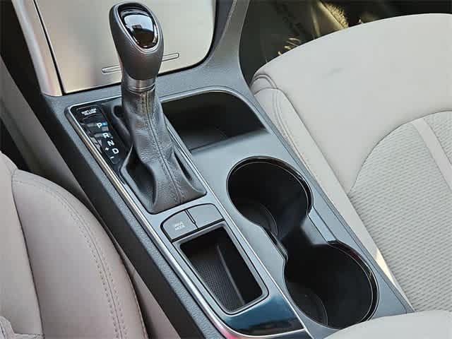 Thumbnail: 2015 Hyundai Sonata - 31