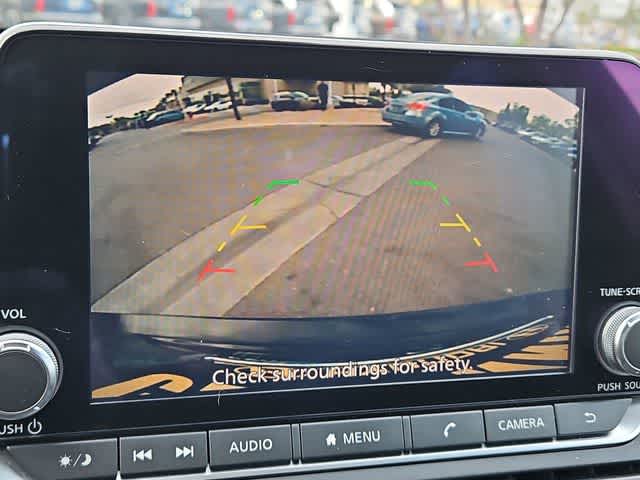 Thumbnail: 2022 Nissan Altima - 28