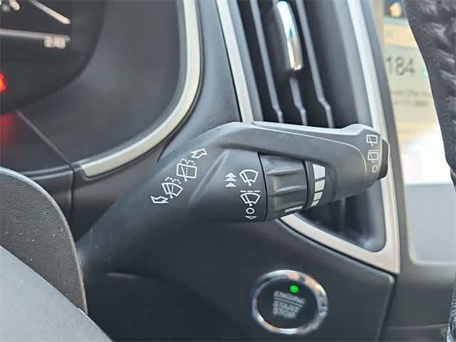 Thumbnail: 2016 Ford Edge - 26