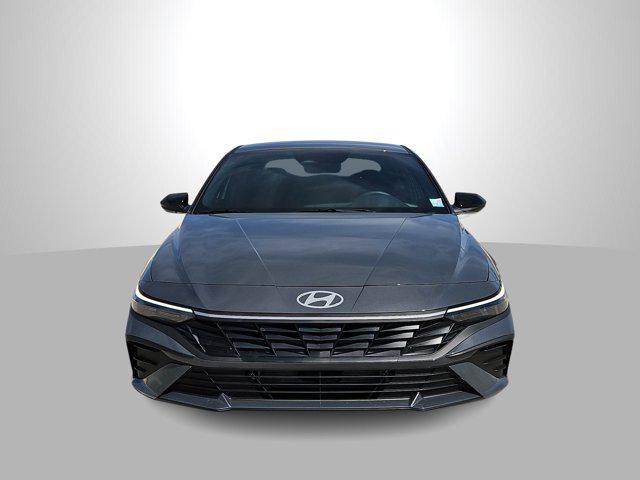 Thumbnail: 2026 Hyundai Elantra - 3