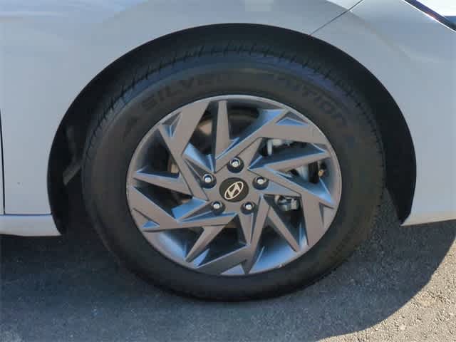 Thumbnail: 2024 Hyundai Elantra - 13