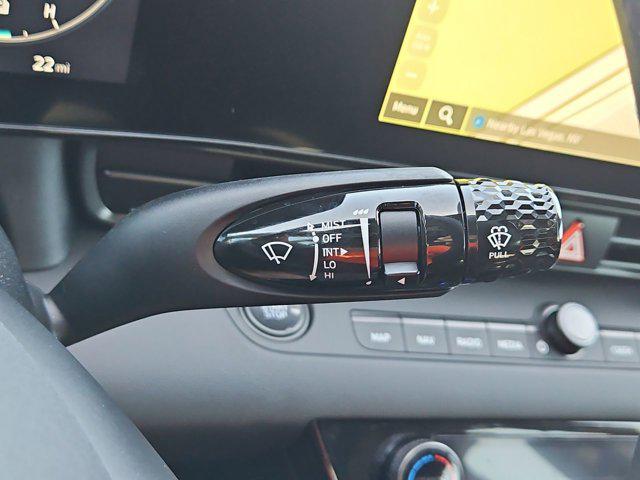 Thumbnail: 2025 Hyundai Elantra - 24