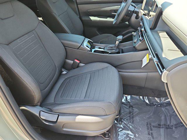 Thumbnail: 2025 Hyundai Santa Cruz - 20