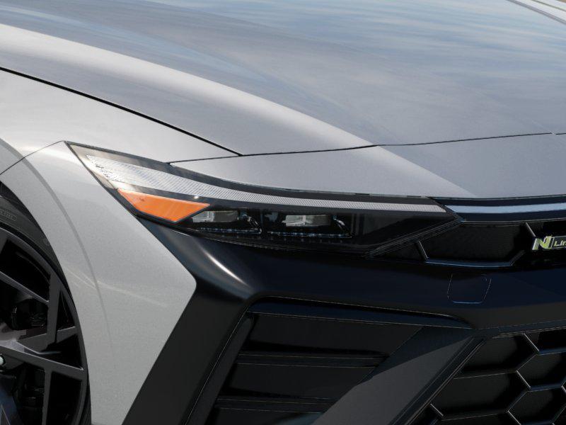 Thumbnail: 2025 Hyundai Elantra - 9