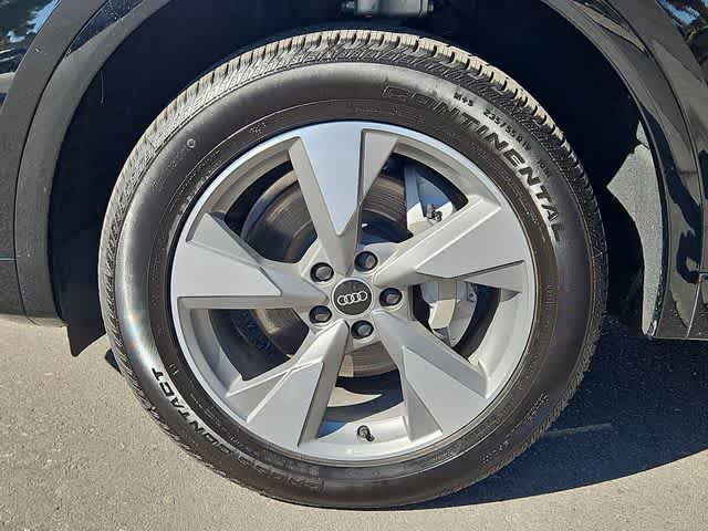 2023 Audi Q5 Premium - Photo 11