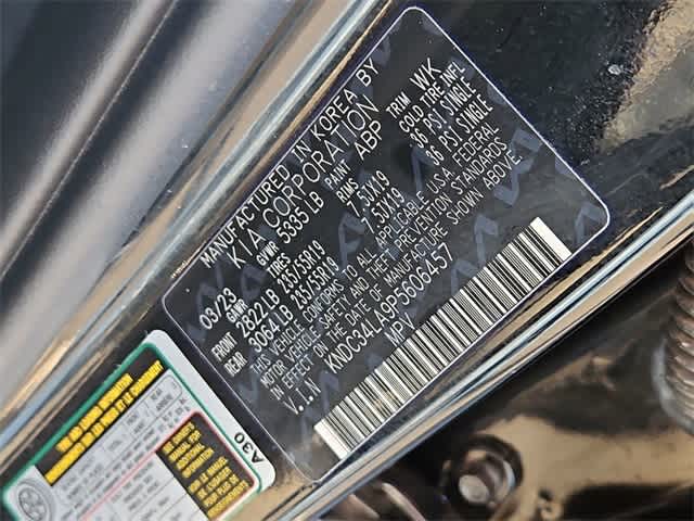 Thumbnail: 2023 Kia EV6 - 36