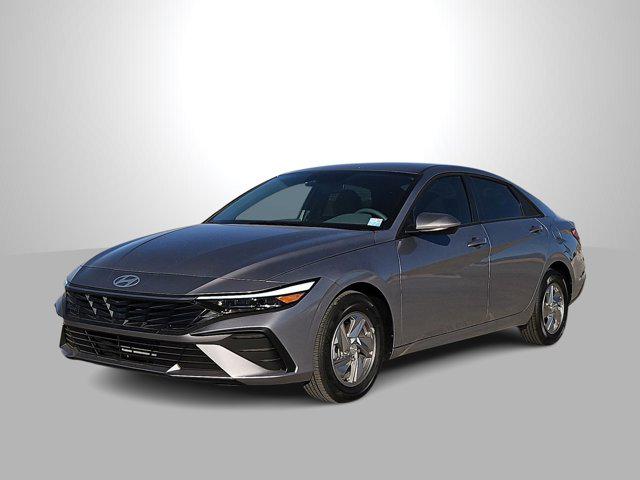 Thumbnail: 2025 Hyundai Elantra - 4