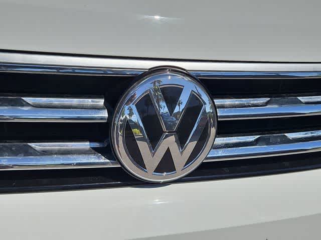 Thumbnail: 2019 Volkswagen Tiguan - 12