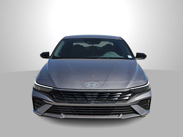 Thumbnail: 2025 Hyundai Elantra - 3