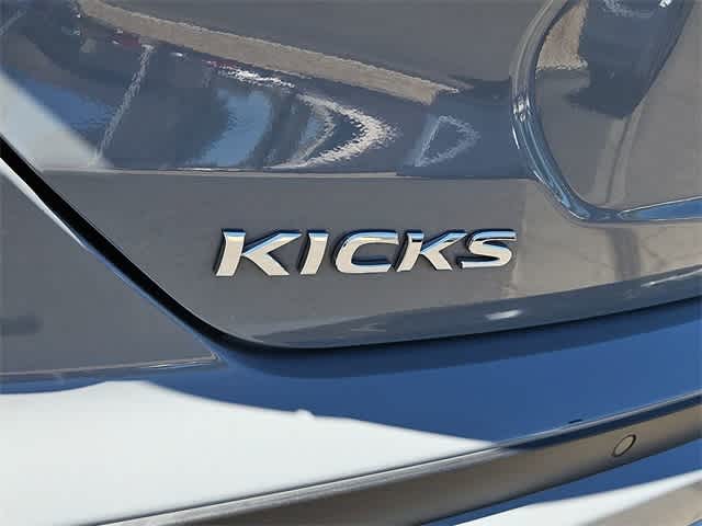 Thumbnail: 2021 Nissan Kicks - 12