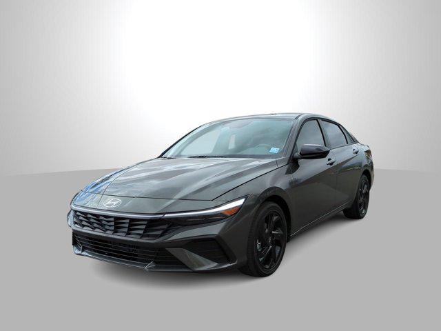 Thumbnail: 2026 Hyundai Elantra - 4