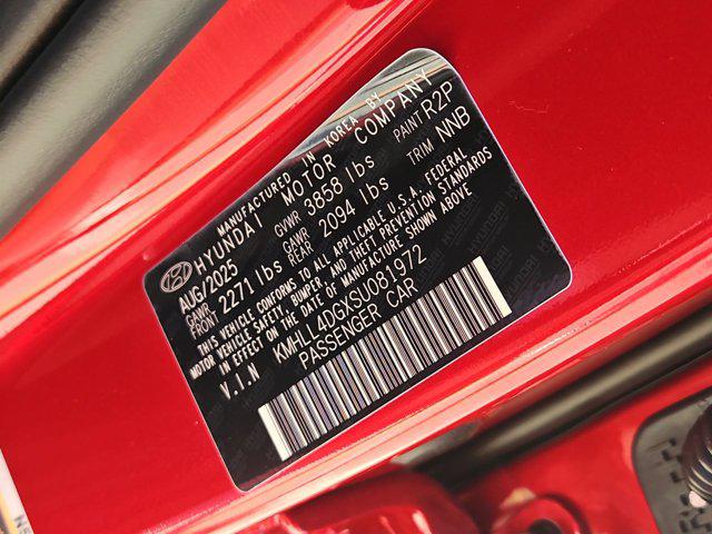 Thumbnail: 2025 Hyundai Elantra - 33