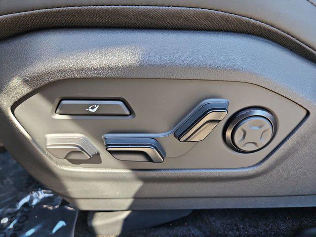 Thumbnail: 2026 Hyundai Santa Fe - 17