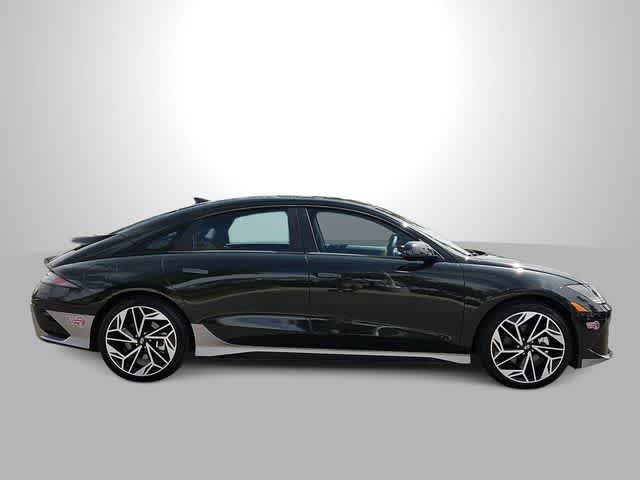 Thumbnail: 2024 Hyundai Ioniq 6 - 9