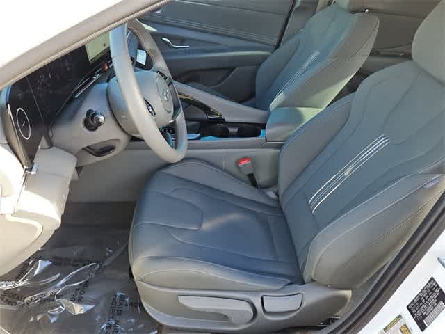 Thumbnail: 2024 Hyundai Elantra - 15