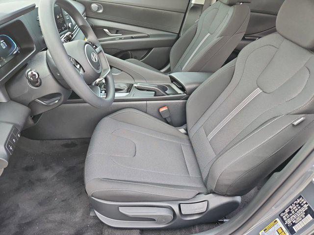 Thumbnail: 2026 Hyundai Elantra - 16