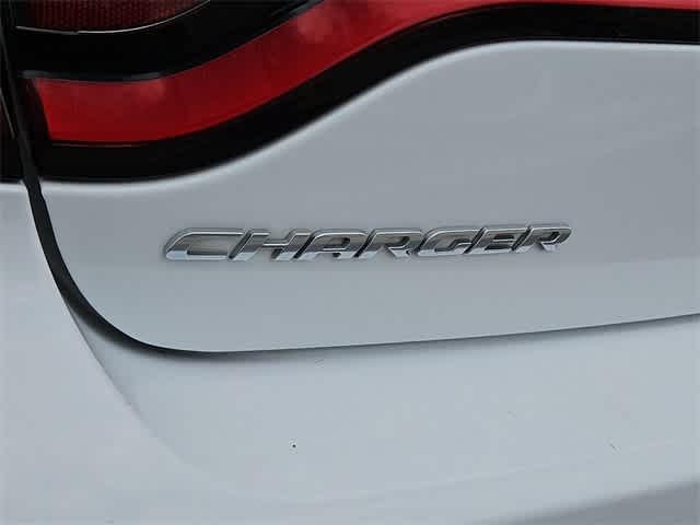 2020 Dodge Charger SXT 12