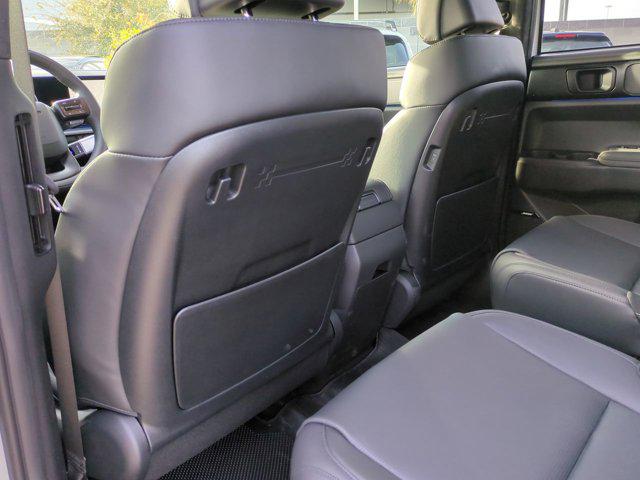 Thumbnail: 2026 Hyundai Santa Fe - 18