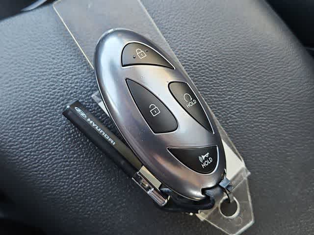 Thumbnail: 2025 Hyundai Elantra - 34
