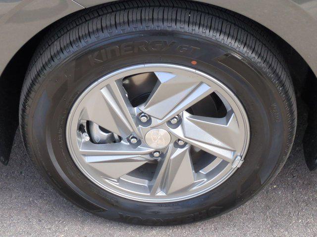 Thumbnail: 2026 Hyundai Elantra - 13