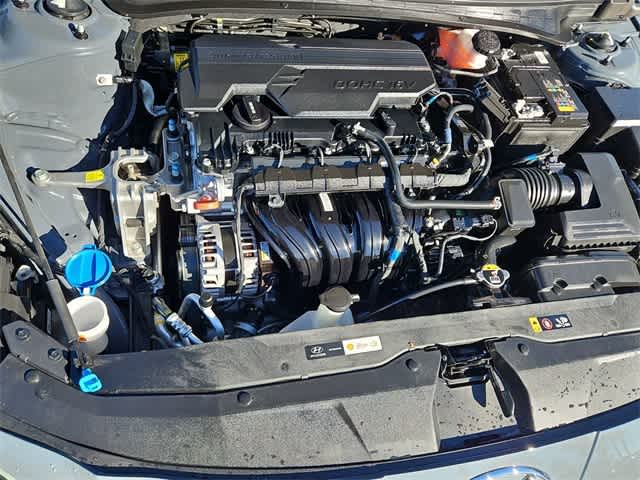 Thumbnail: 2023 Hyundai Elantra - 14