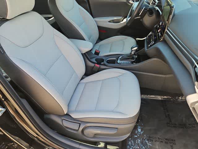 Thumbnail: 2022 Hyundai Ioniq - 22