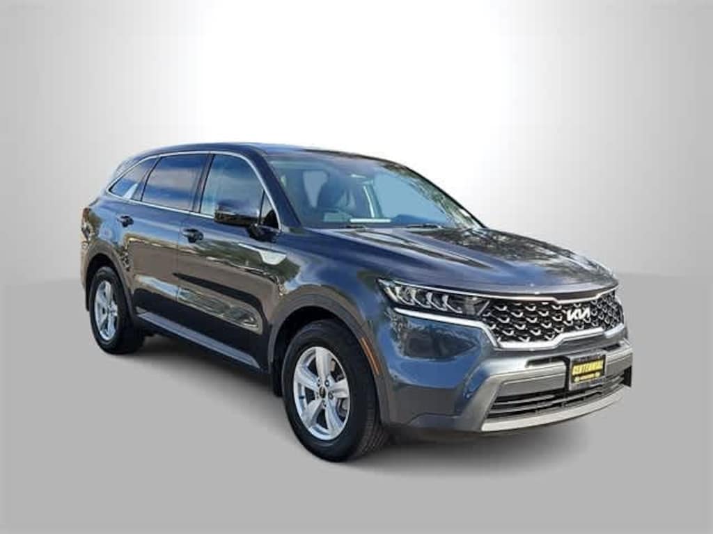 Used 2022 Kia Sorento LX SUV