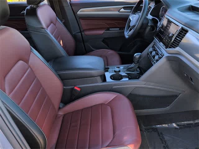 Thumbnail: 2021 Volkswagen Atlas - 24
