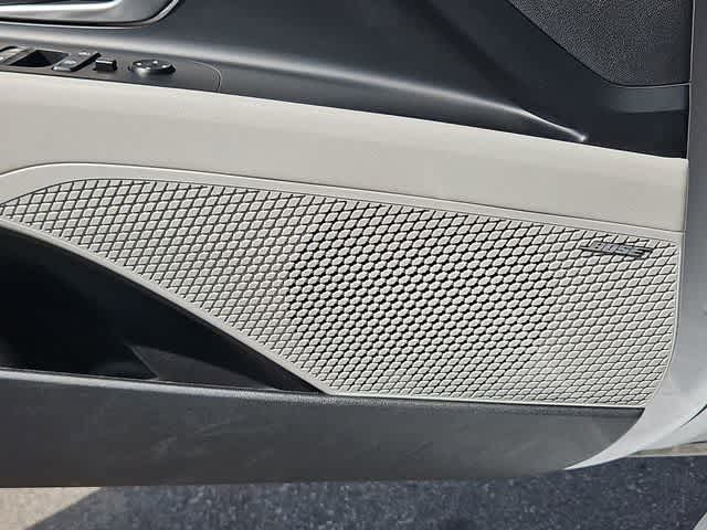 Thumbnail: 2024 Hyundai Elantra - 31