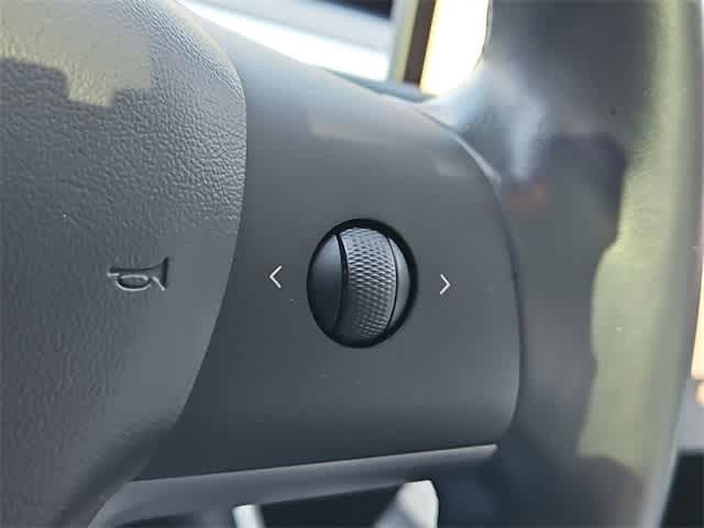 Thumbnail: 2019 Tesla Model 3 - 25