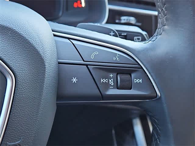 Thumbnail: 2022 Audi Q8 - 26