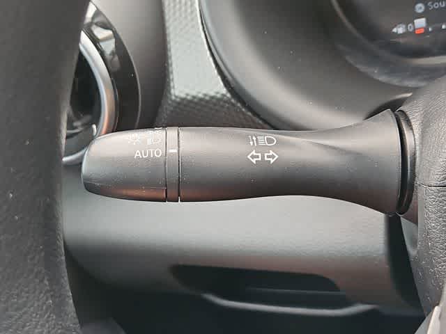 Thumbnail: 2022 Nissan Kicks - 25