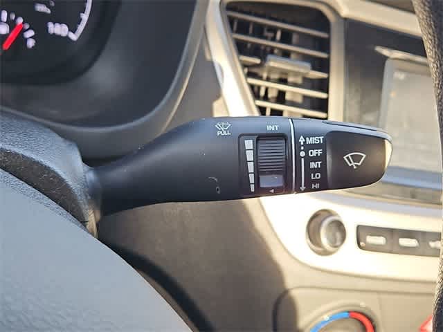 Thumbnail: 2021 Hyundai Accent - 24