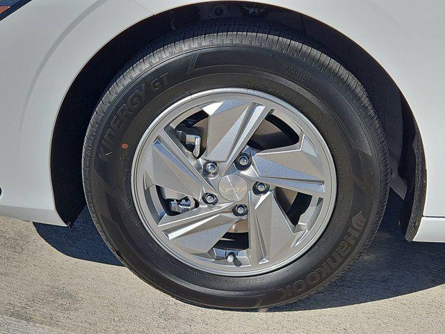 Thumbnail: 2026 Hyundai Elantra - 13