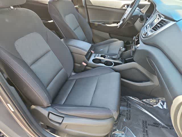 Thumbnail: 2016 Hyundai Tucson - 22