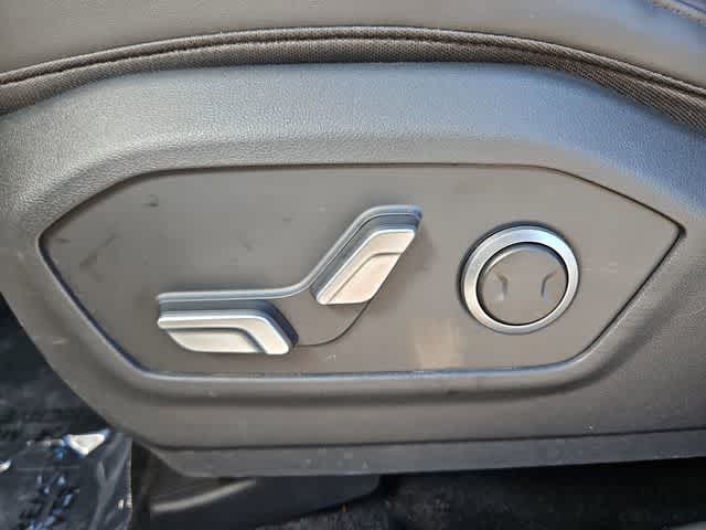 Thumbnail: 2025 Hyundai Santa Fe - 17