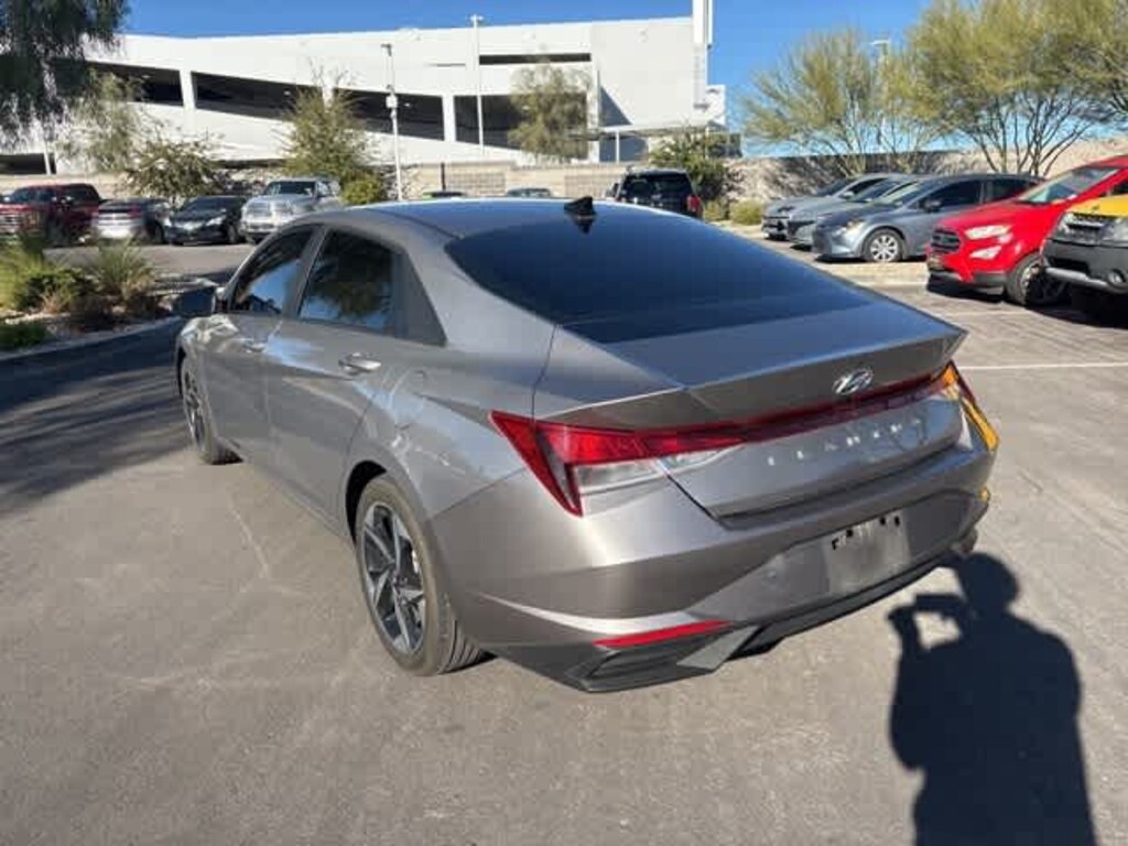 Used 2023 Hyundai Elantra SEL Sedan