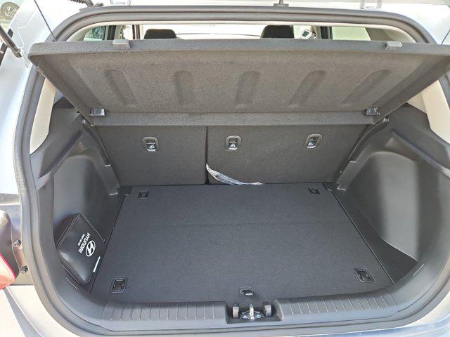 Thumbnail: 2026 Hyundai Venue - 32