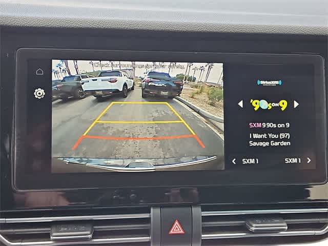 Thumbnail: 2022 Kia Niro - 30