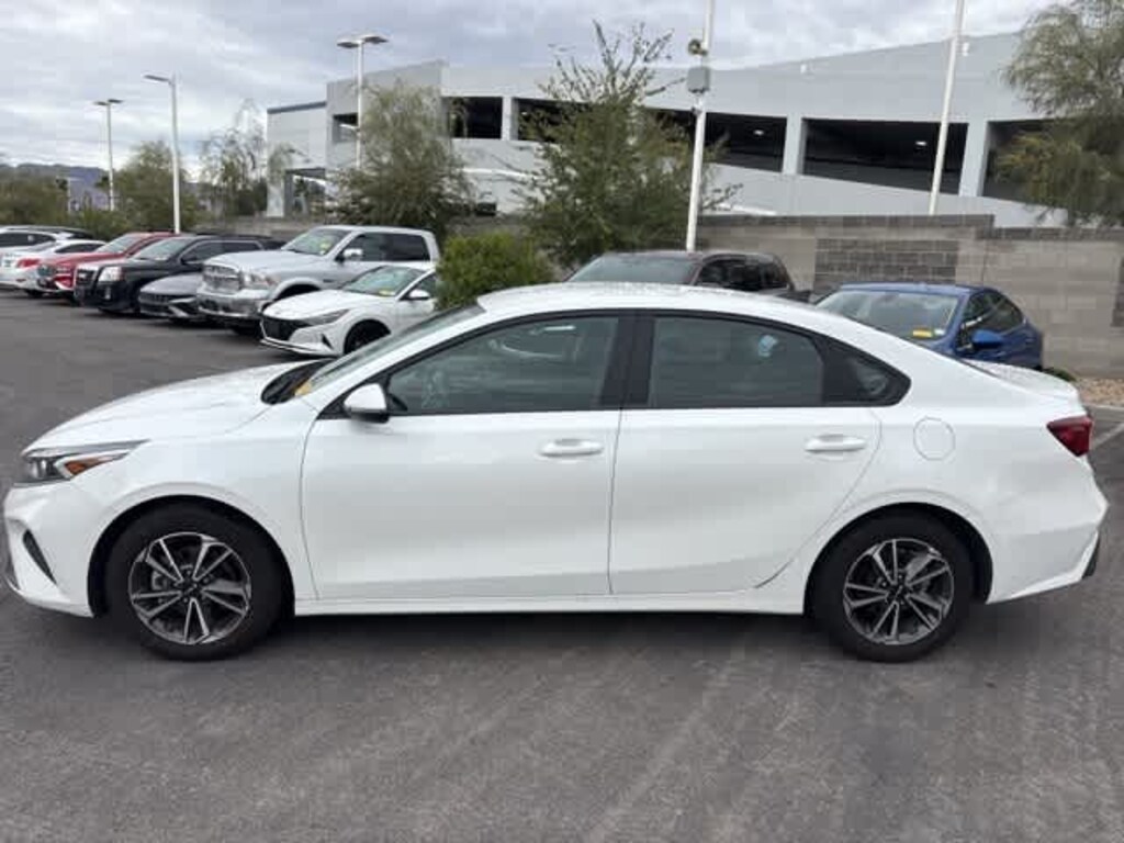 Used 2023 Kia Forte LXS Sedan