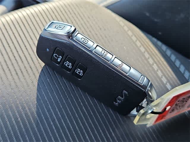 Thumbnail: 2023 Kia EV6 - 36