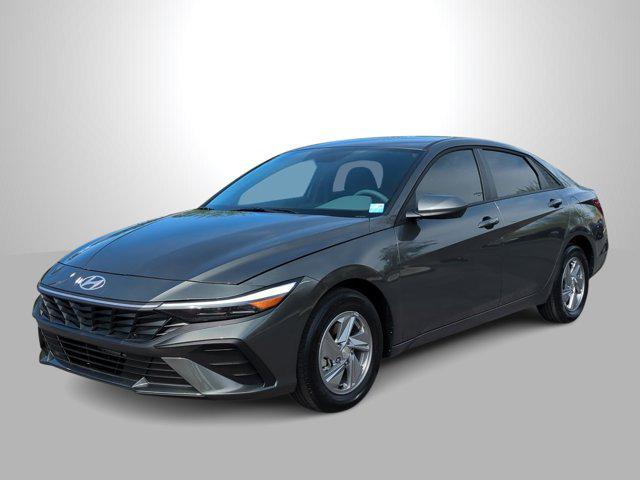 Thumbnail: 2026 Hyundai Elantra - 4