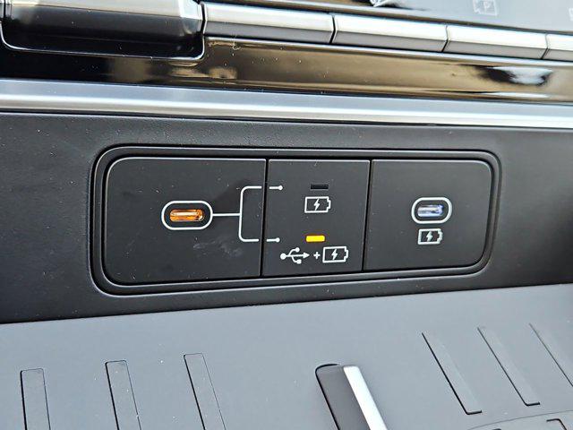 Thumbnail: 2026 Hyundai Santa Fe - 28