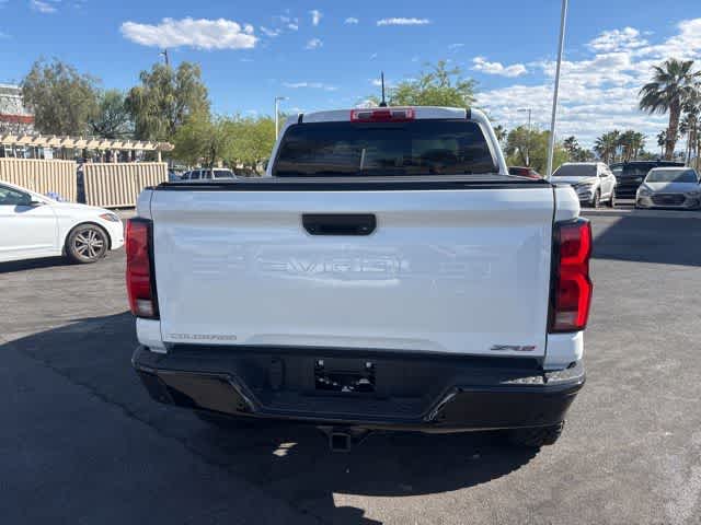 Thumbnail: 2024 Chevrolet Colorado - 7