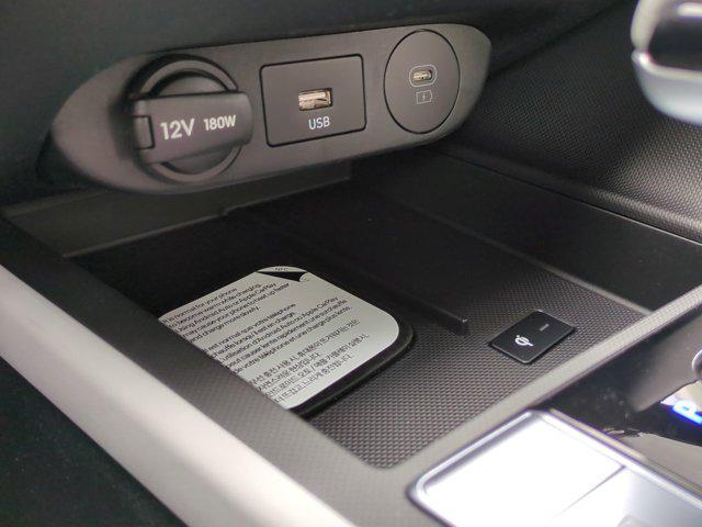 Thumbnail: 2026 Hyundai Elantra - 32